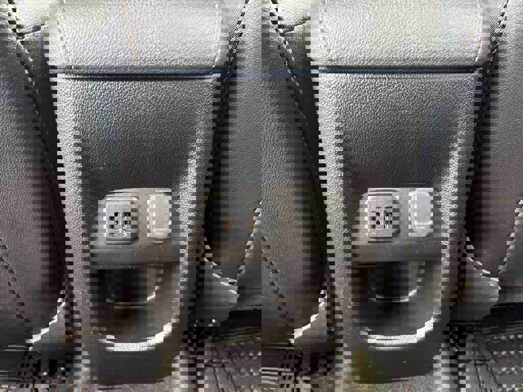 Used 2018 GMC Canyon SLT w/ Driver Alert Package image 10