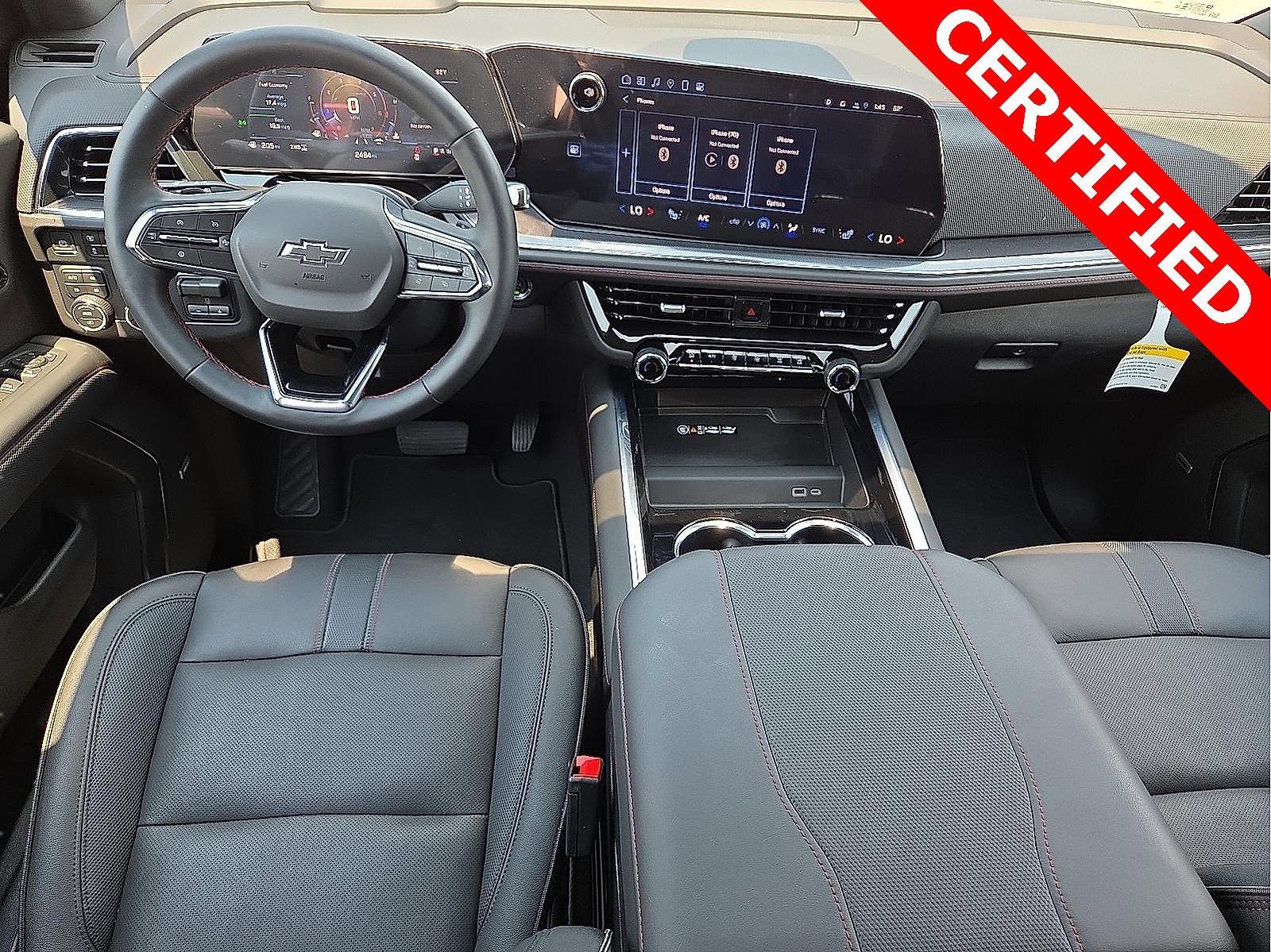 Used 2025 Chevrolet Suburban RST w/ RST Capability Package image 12