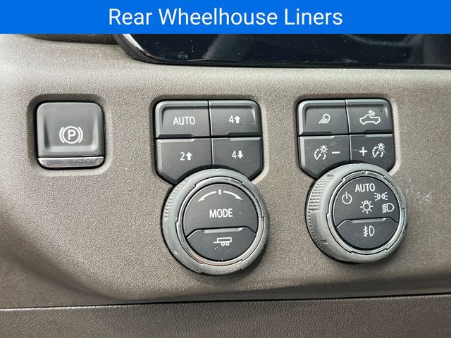 Used 2025 Chevrolet Silverado 3500 LTZ AWD/4WD image 30