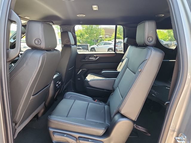 New 2026 GMC Yukon XL Denali AWD/4WD image 6