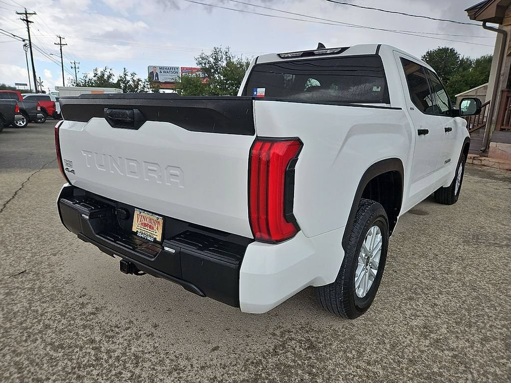 Used 2022 Toyota Tundra SR5 AWD/4WD image 7