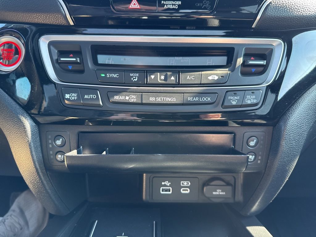 Used 2025 Honda Ridgeline Black Edition image 29