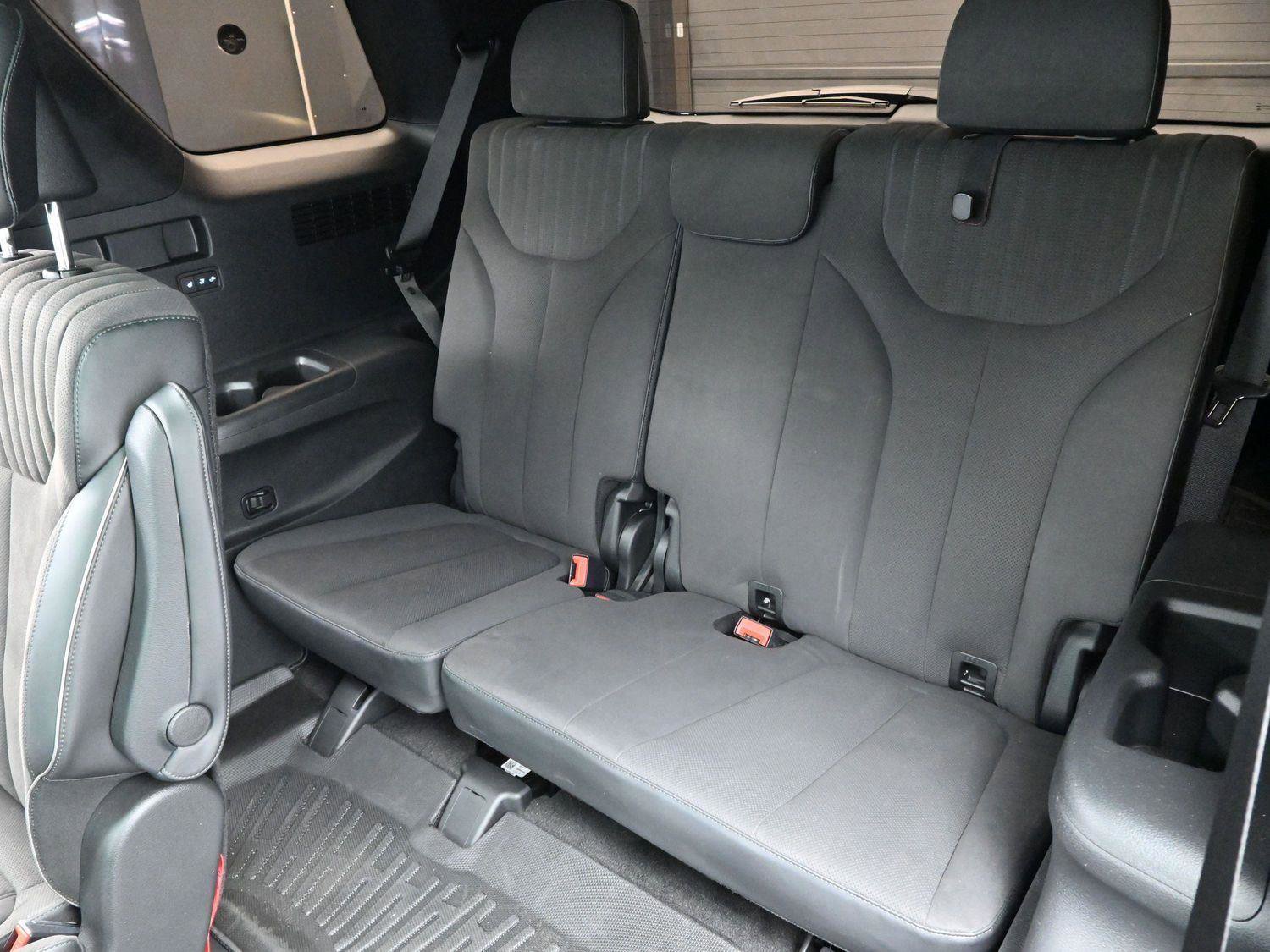 Used 2025 Hyundai Palisade Calligraphy image 35