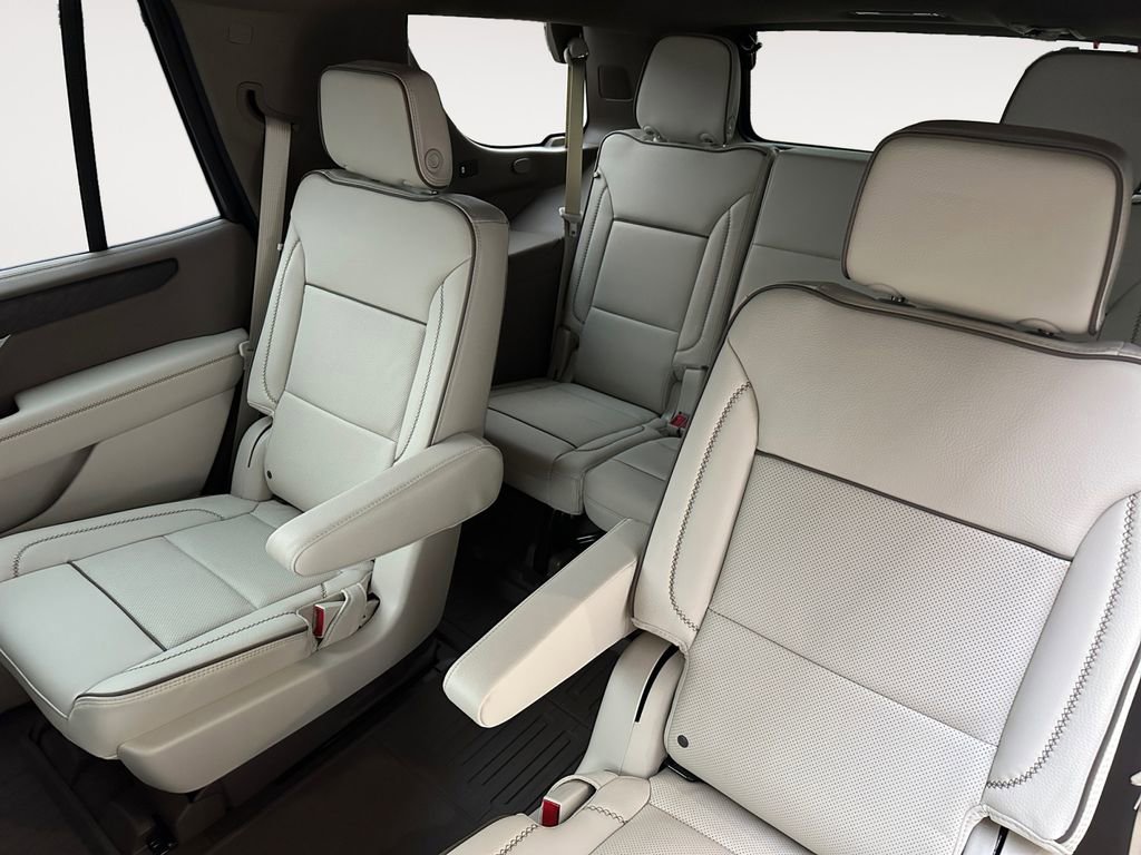 New 2026 GMC Yukon Denali w/ LPO, Floor Liner Package image 13