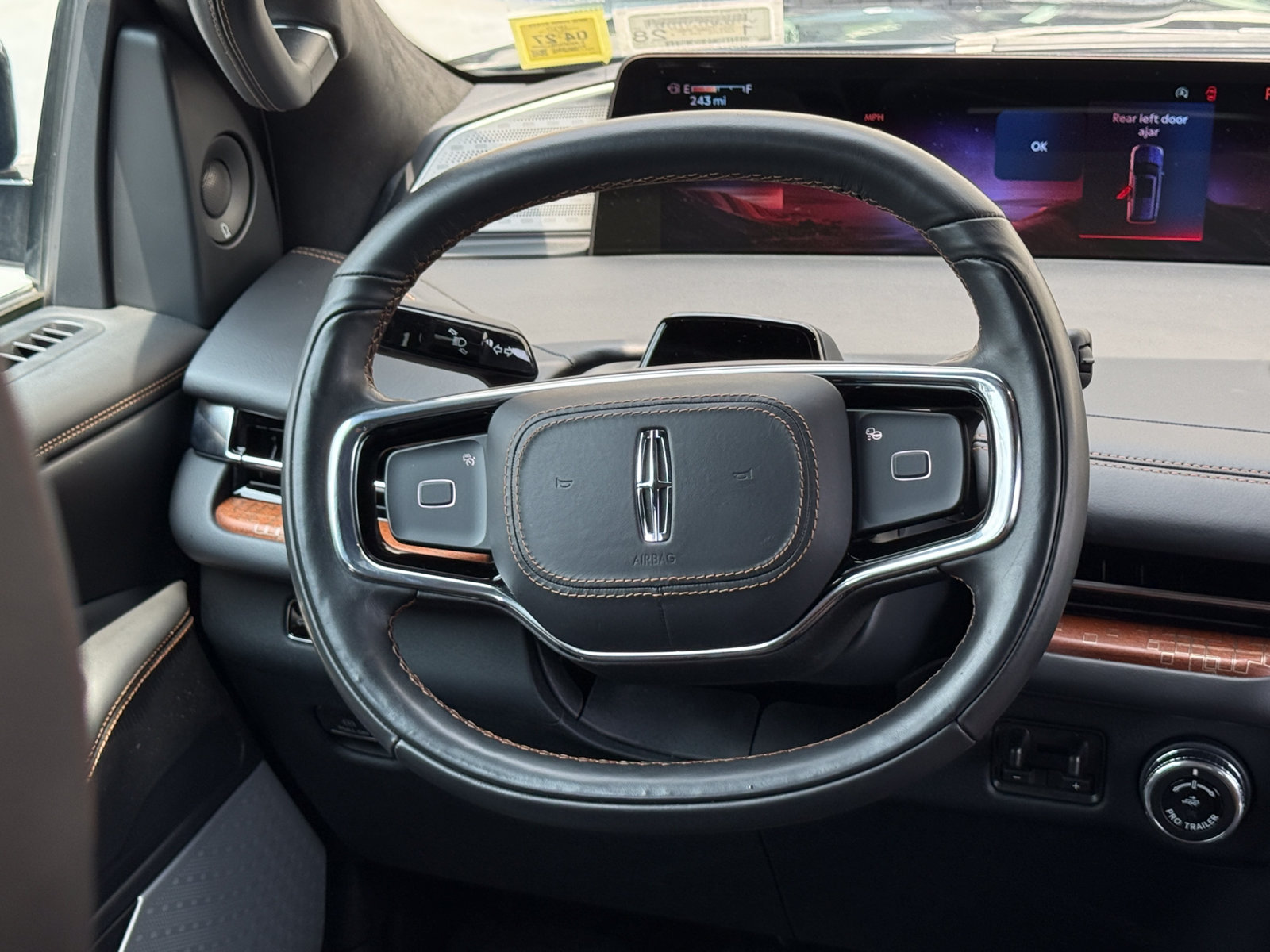Certified 2025 Lincoln Navigator L Black Label AWD/4WD image 31
