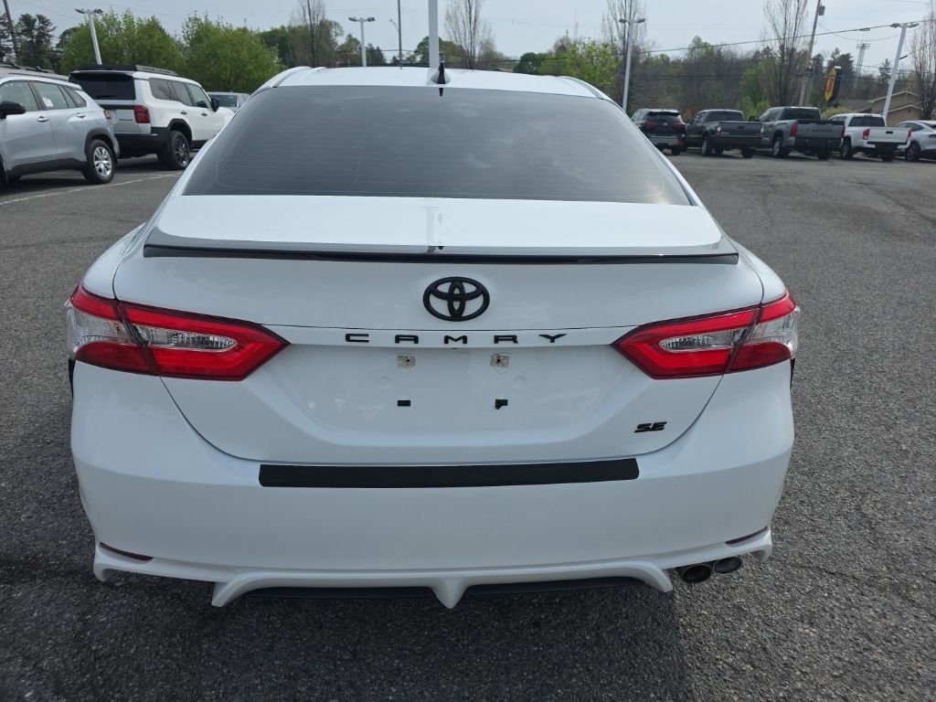Used 2020 Toyota Camry SE image 5
