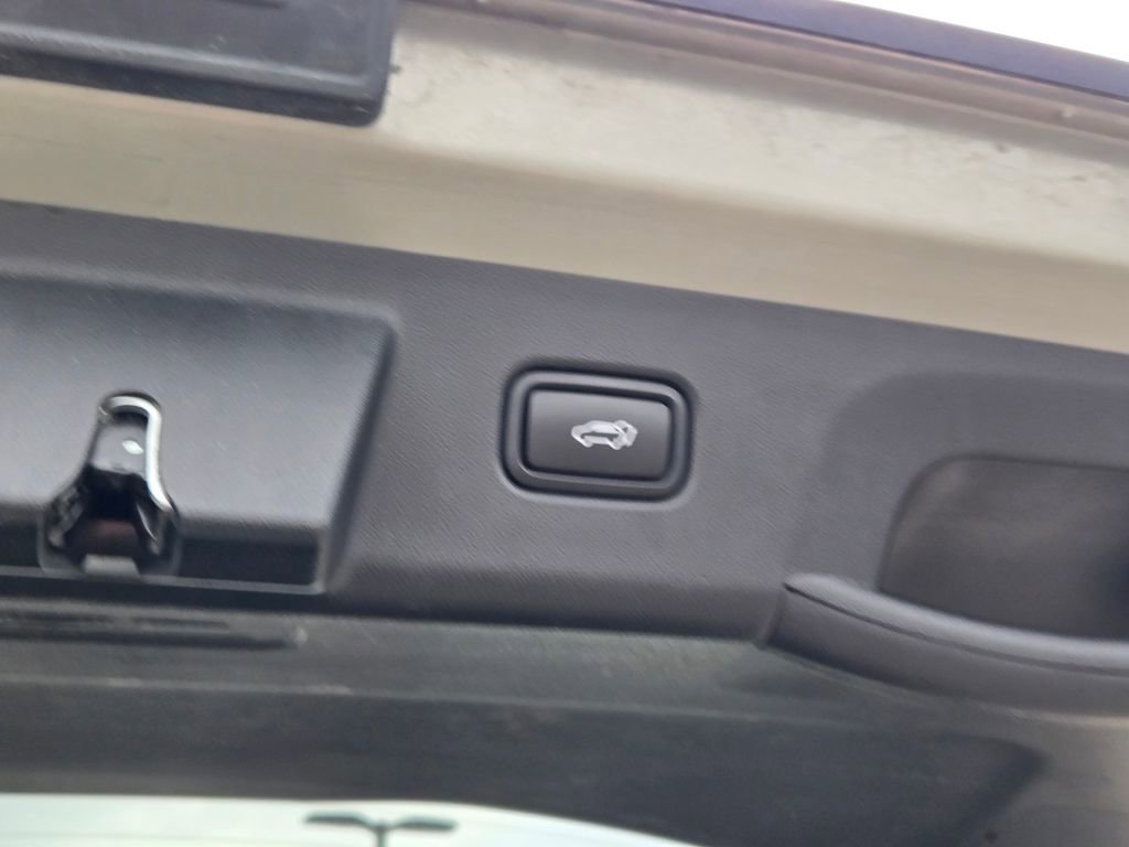 Certified 2024 Hyundai Tucson Limited FWD image 26