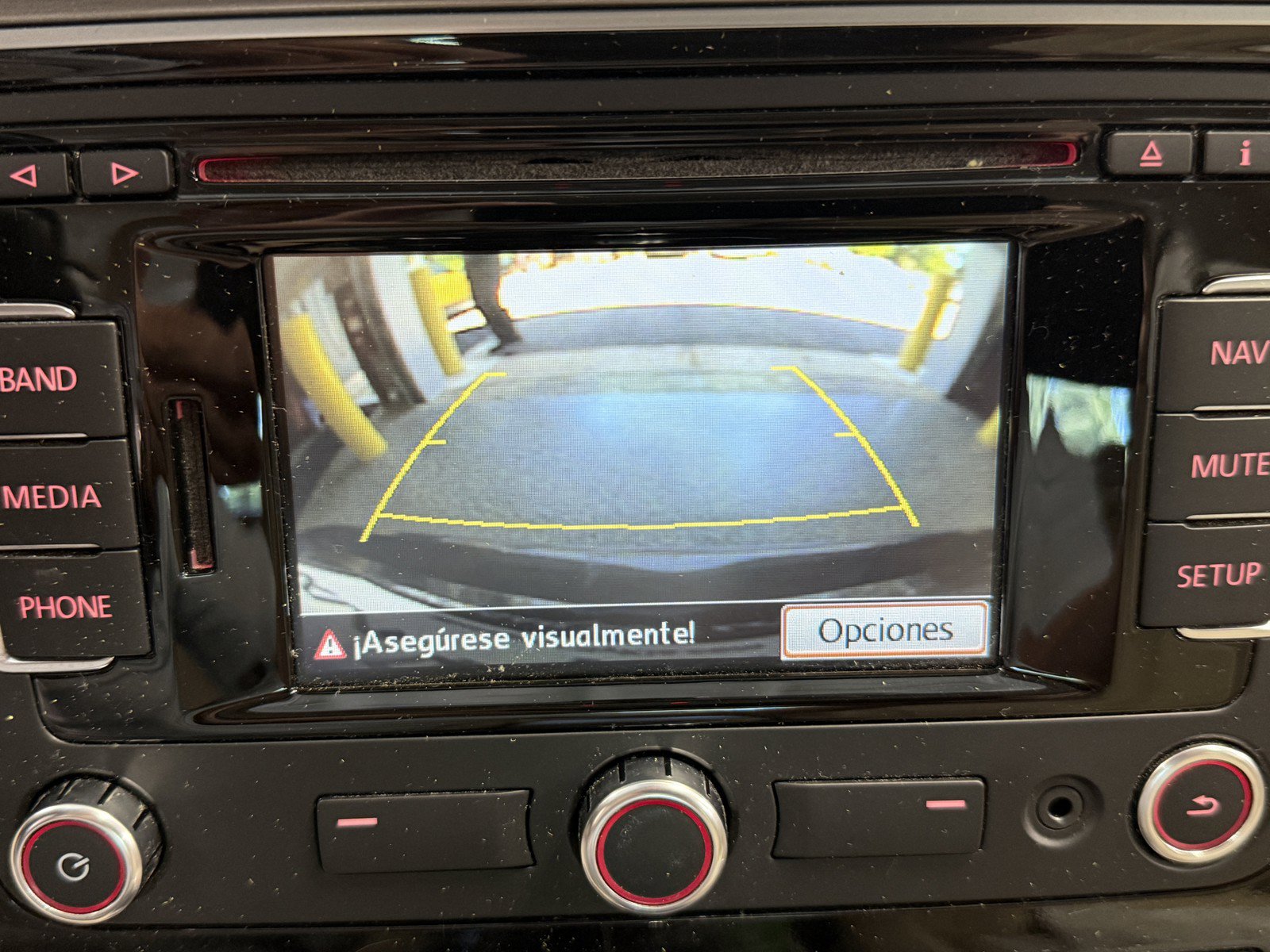 Used 2014 Volkswagen Passat TDI SE FWD image 11