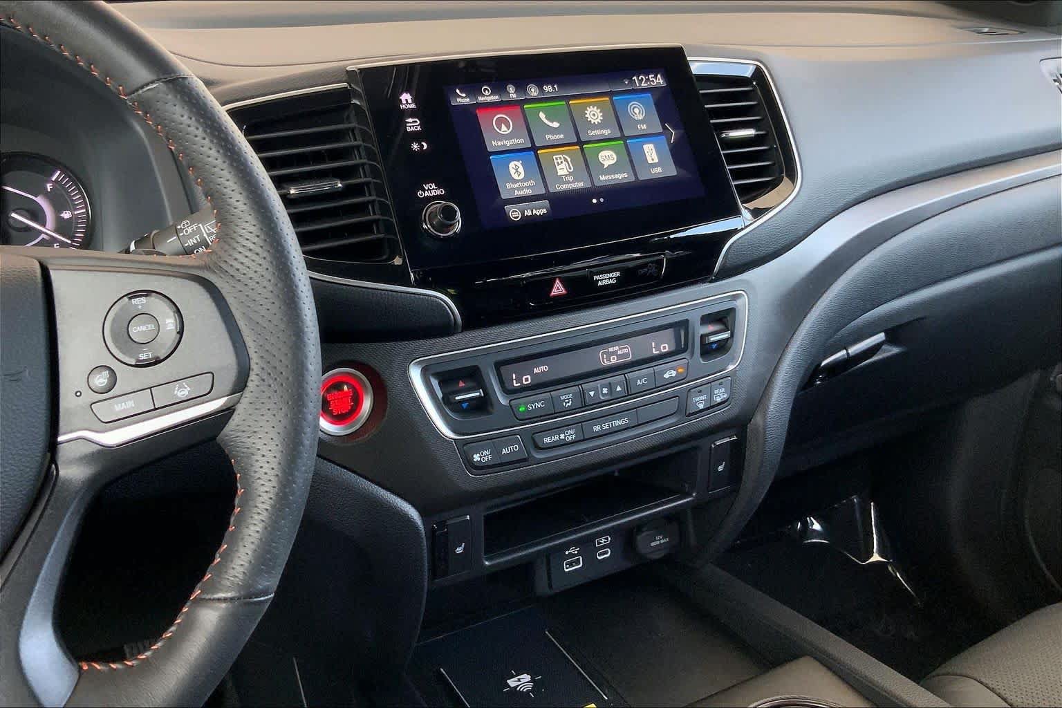 Used 2025 Honda Passport TrailSport image 7