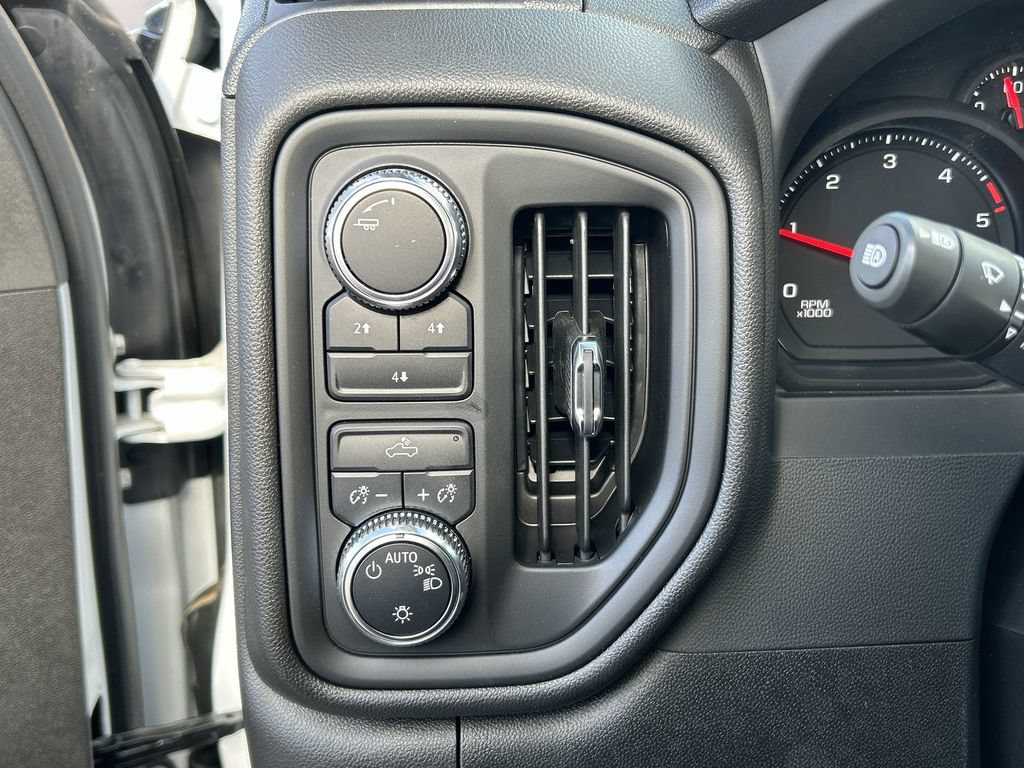 New 2025 GMC Sierra 2500 Pro w/ Convenience Package AWD/4WD image 18