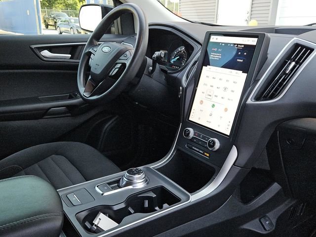 Used 2024 Ford Edge SE w/ Black Appearance Package AWD/4WD image 34