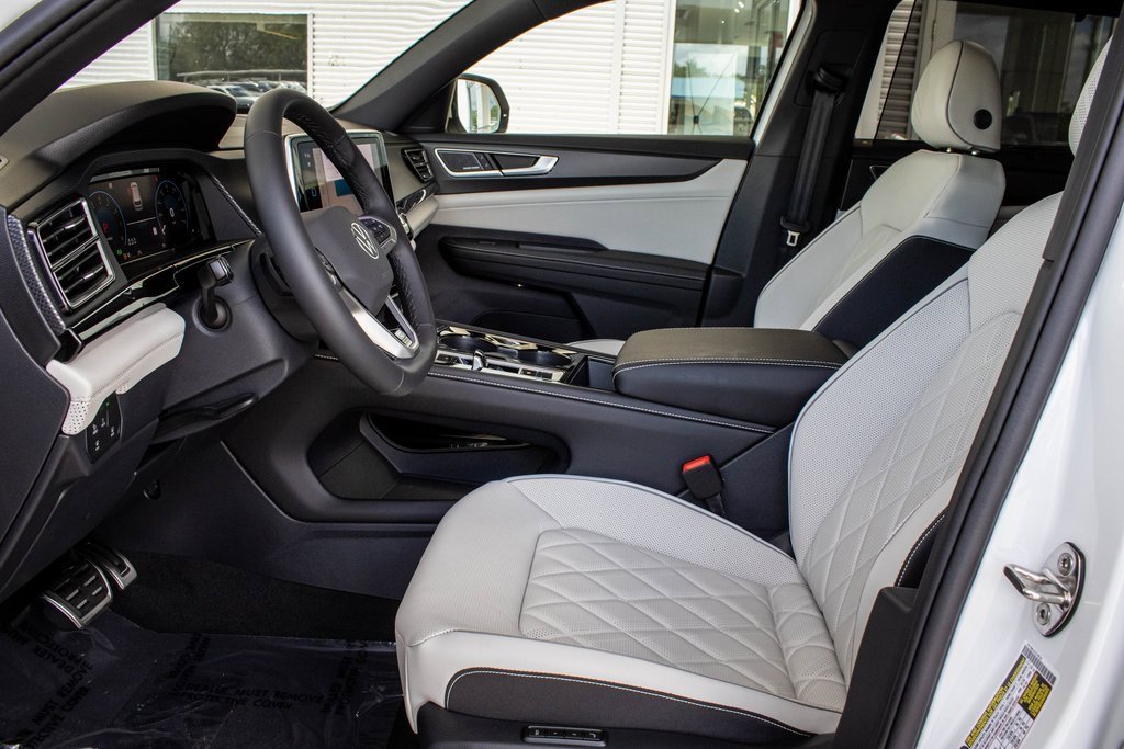 New 2025 Volkswagen Atlas Cross Sport SEL Premium R-Line image 30