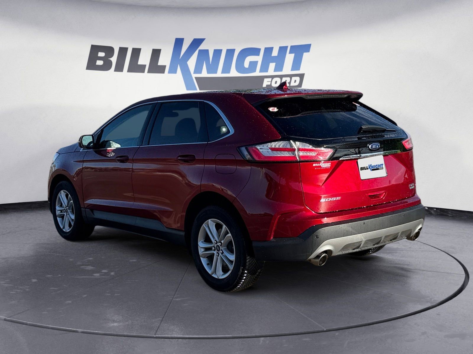 Used 2019 Ford Edge SEL w/ Equipment Group 201A image 3