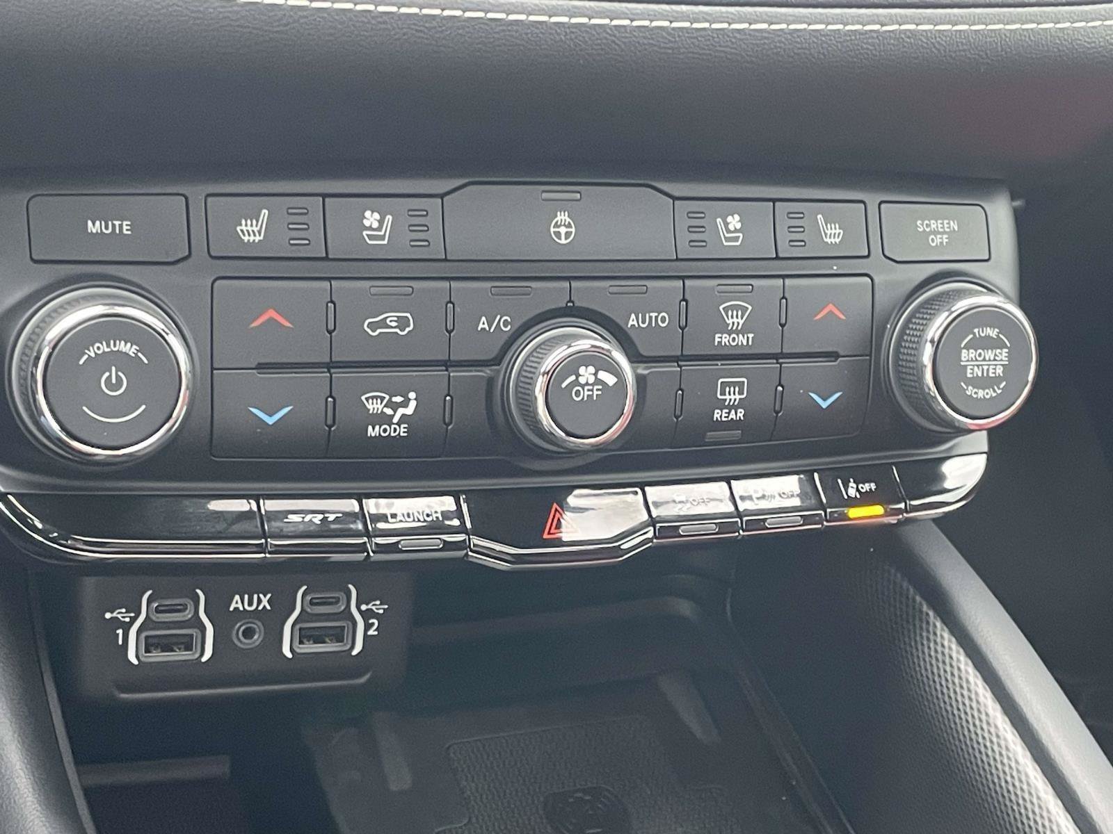 Used 2024 Dodge Durango SRT AWD/4WD image 18