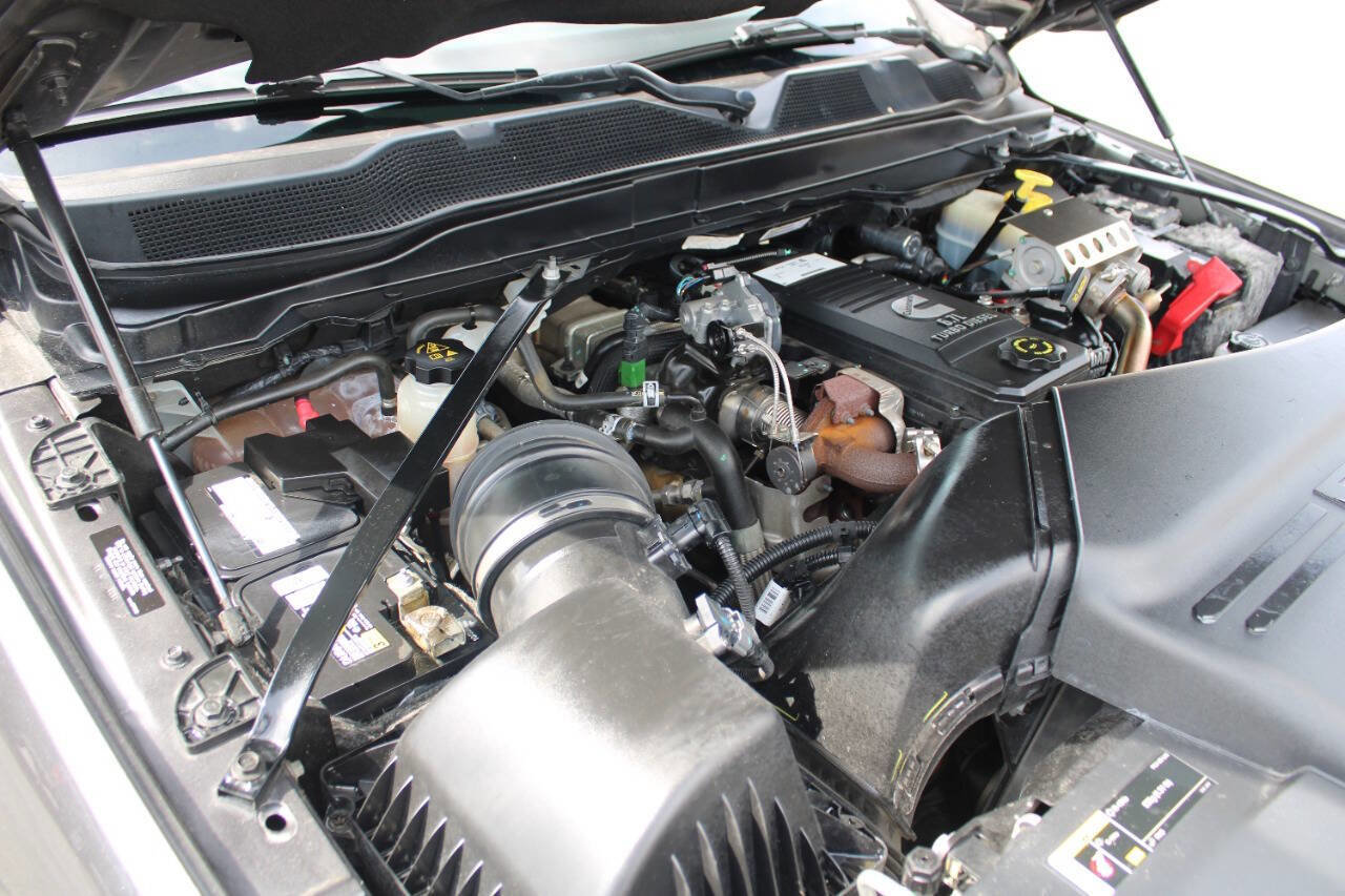 Used 2019 RAM 3500 Tradesman w/ Chrome Appearance Group image 15