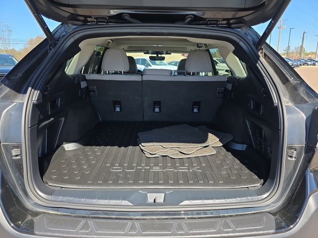 Used 2024 Subaru Outback Premium image 16