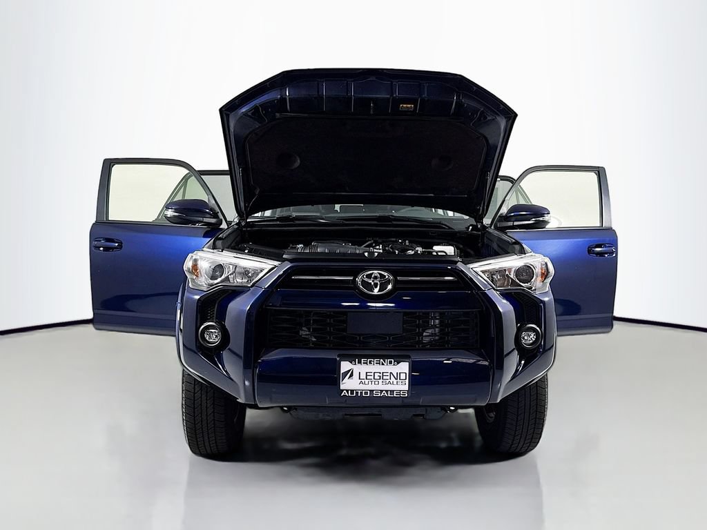 Used 2022 Toyota 4Runner SR5 Premium w/ Moonroof Package AWD/4WD image 20