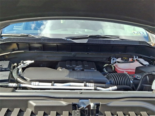 Certified 2025 Chevrolet Silverado 1500 Custom w/ Rally Edition image 25