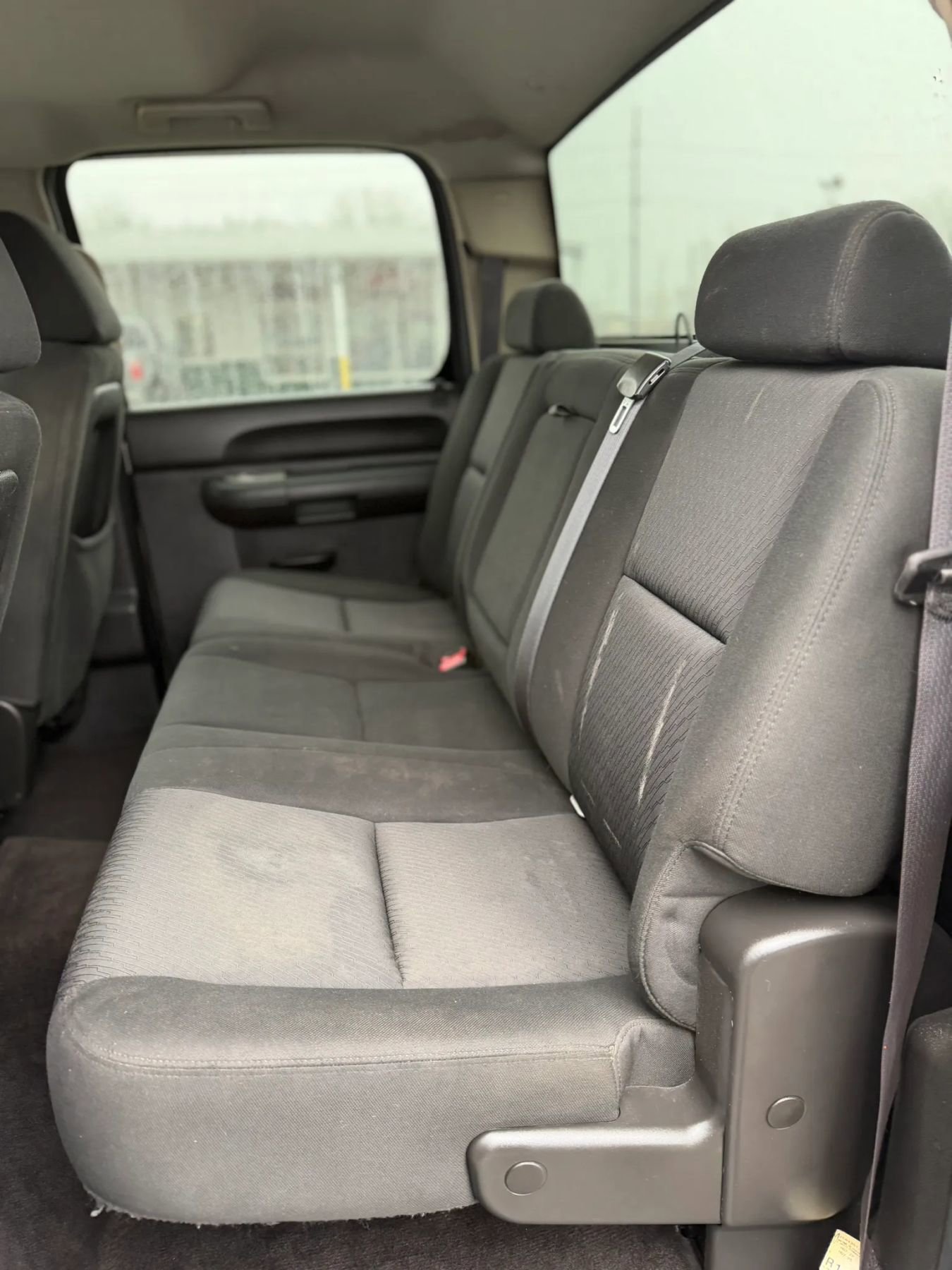 Used 2011 GMC Sierra 2500 SLE w/ SLE Preferred Package AWD/4WD image 13