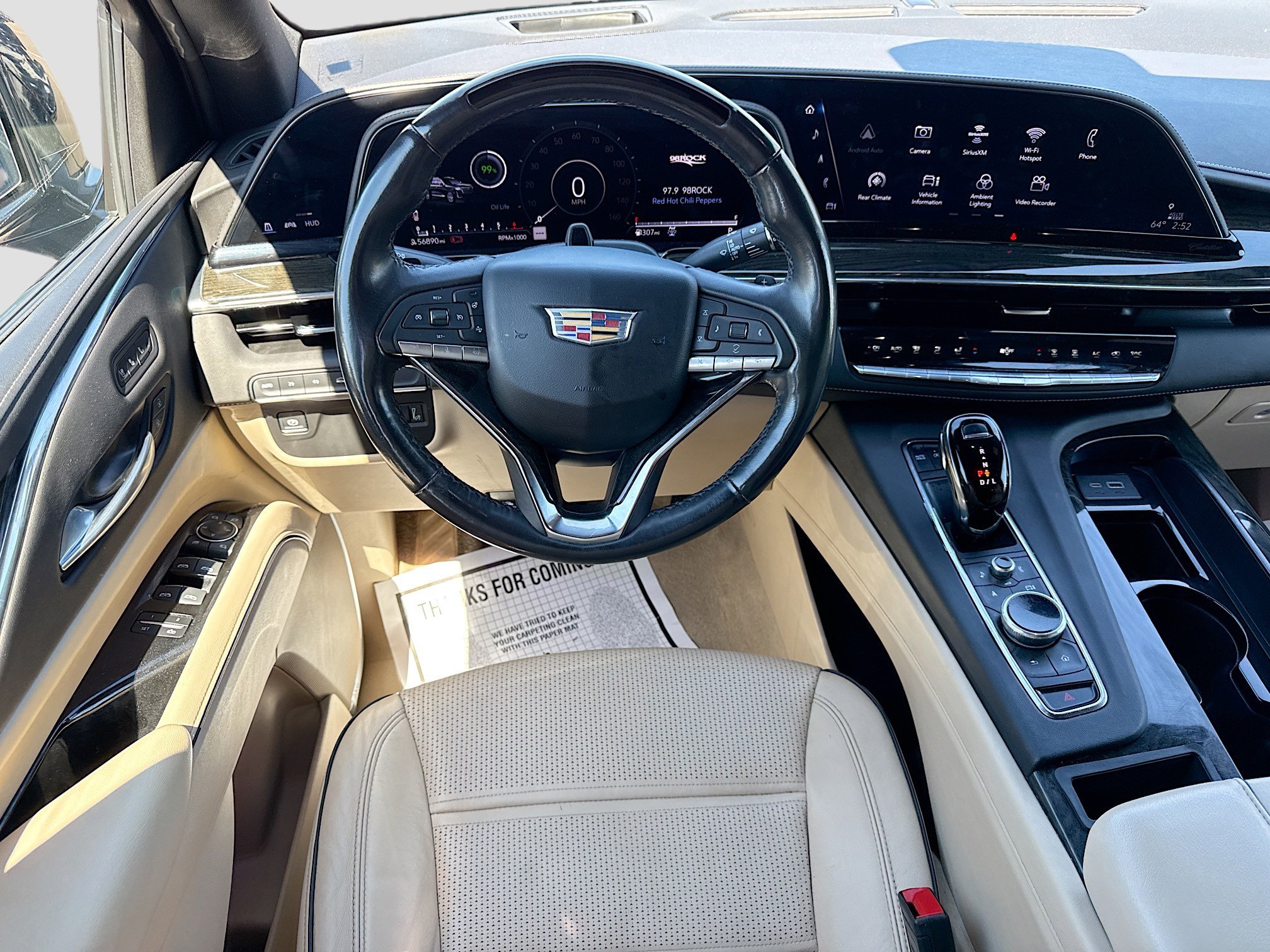 Used 2024 Cadillac Escalade Premium Luxury image 18