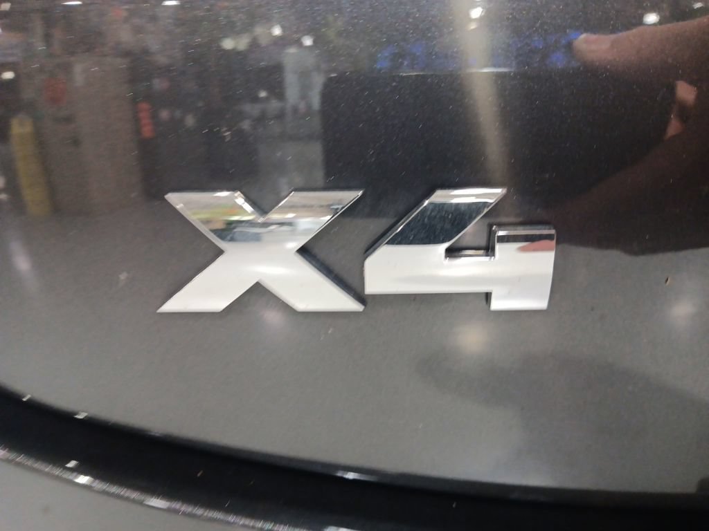 Used 2025 BMW X4 M40i AWD/4WD image 10