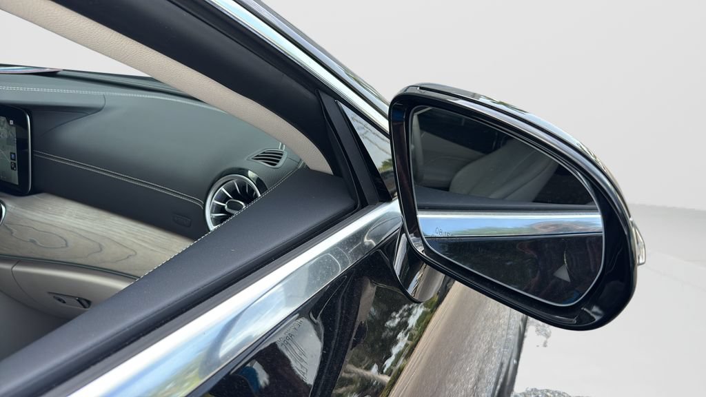 Used 2023 Mercedes-Benz E 450 Cabriolet image 39
