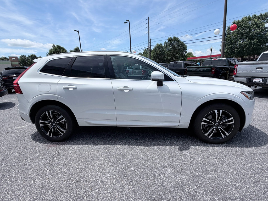 Used 2018 Volvo XC60 T6 Momentum w/ Convenience Package AWD/4WD image 4