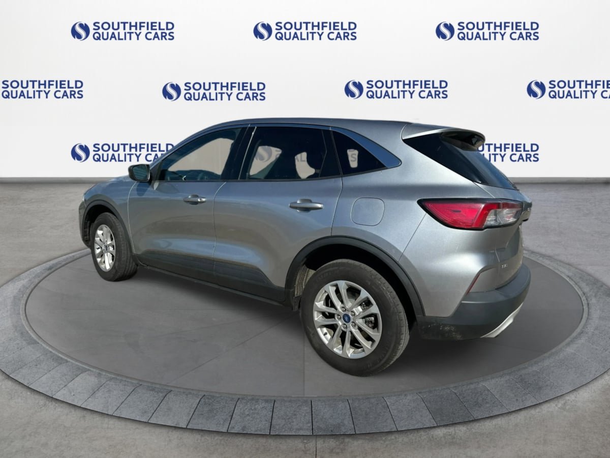 Used 2022 Ford Escape SE AWD/4WD image 4