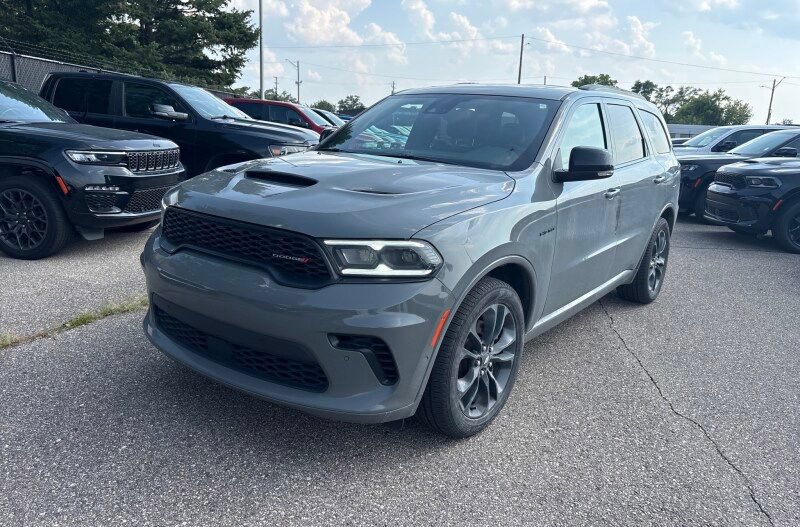 Used 2025 Dodge Durango R/T AWD/4WD image 2