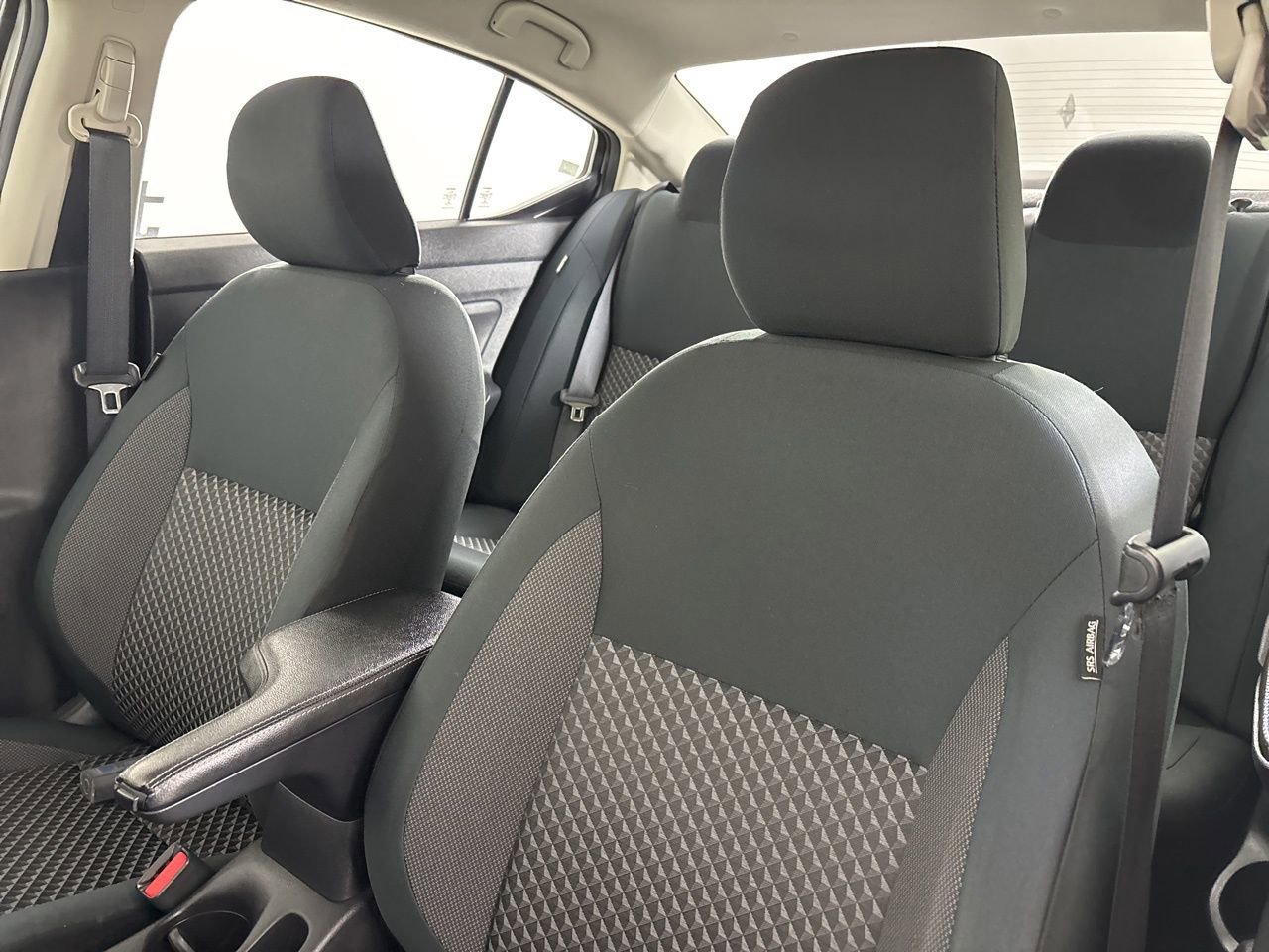 Used 2020 Nissan Versa S image 10
