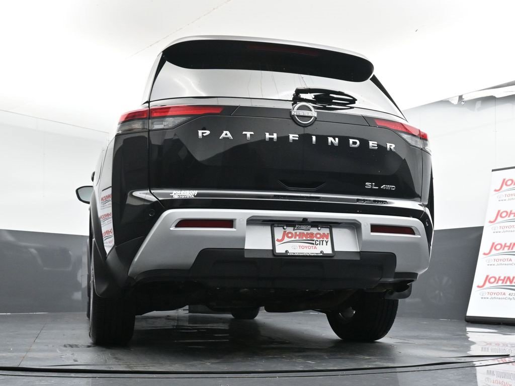 Used 2023 Nissan Pathfinder SL image 34