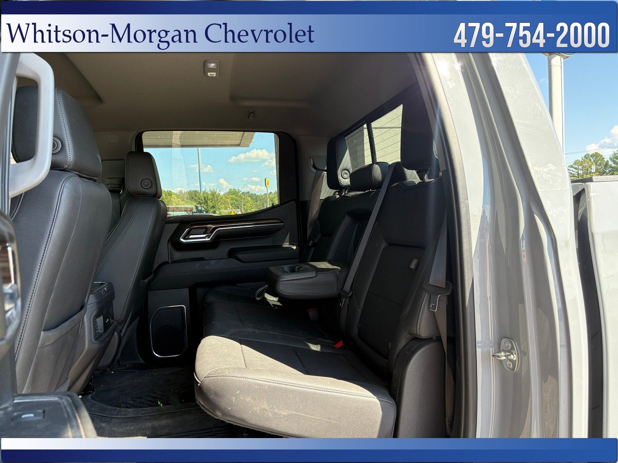 Used 2024 Chevrolet Silverado 1500 LT Trail Boss w/ Convenience Package II AWD/4WD image 31