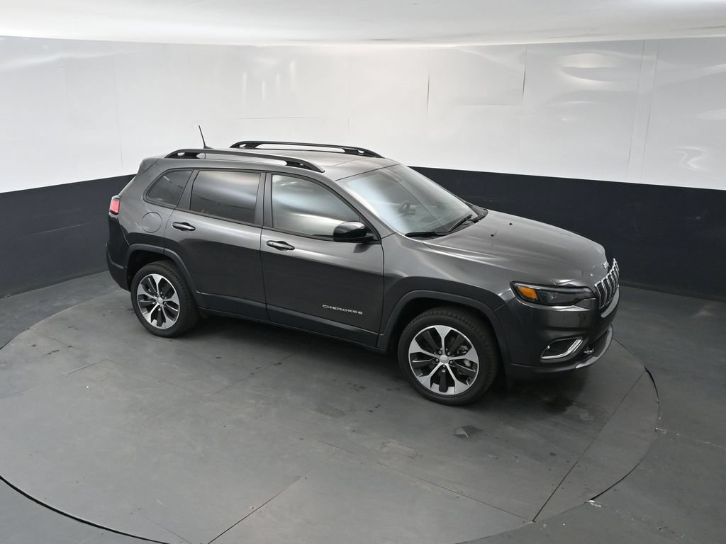 Used 2022 Jeep Cherokee Limited w/ Elite Package AWD/4WD image 33