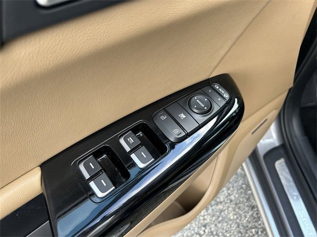 Used 2019 Kia Sportage SX image 16