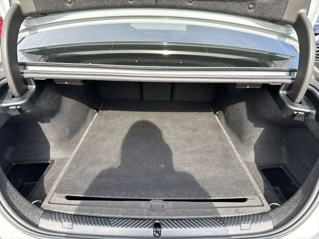 Used 2024 BMW 540i xDrive w/ Premium Package image 22