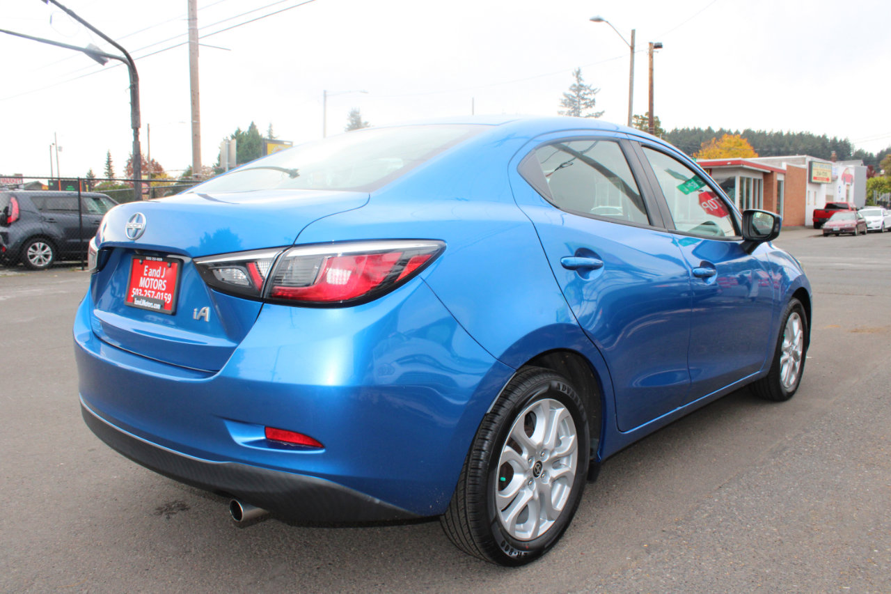 Used 2016 Scion iA image 6