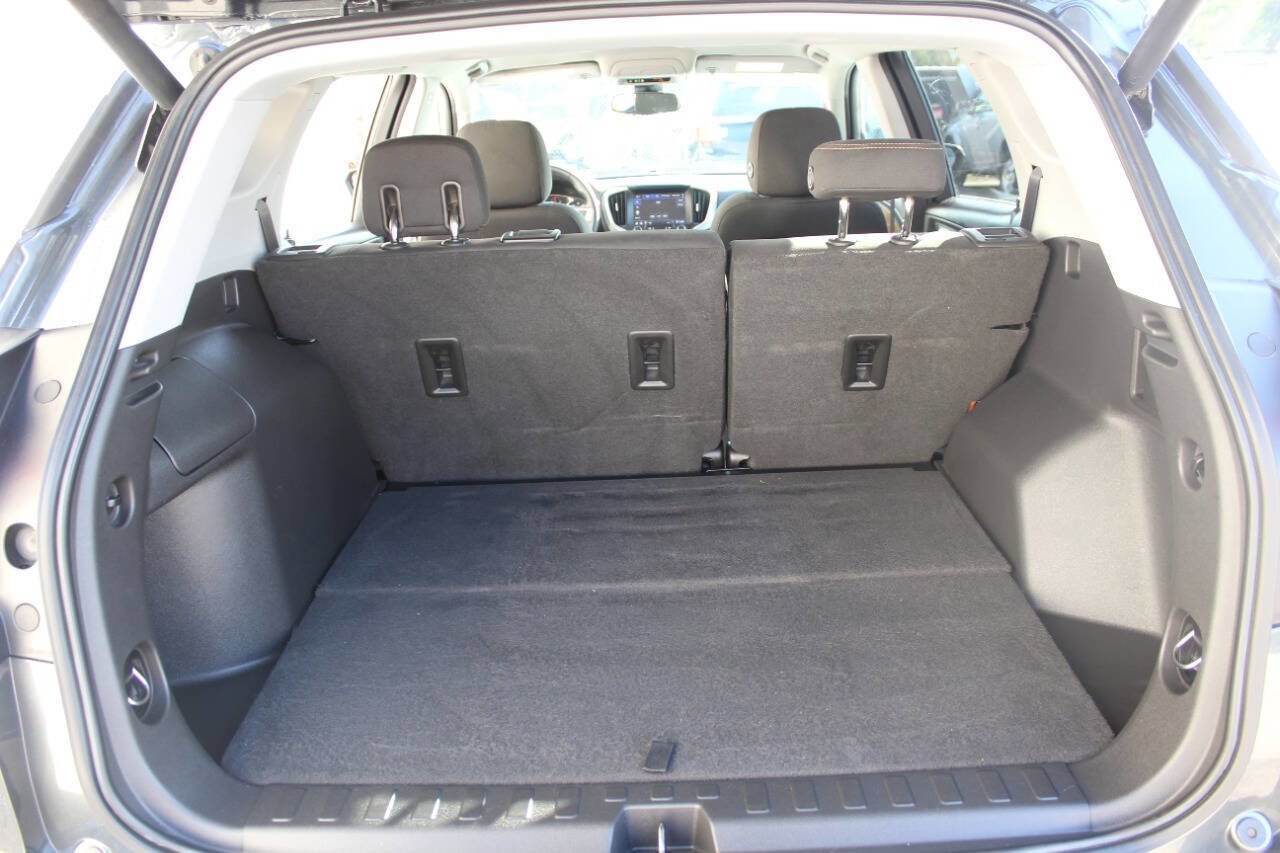 Used 2020 GMC Terrain SLE w/ Driver Convenience Package image 15