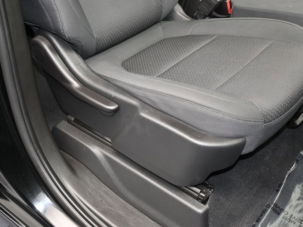 Used 2020 Chevrolet Silverado 1500 Custom w/ Custom Value Package image 37