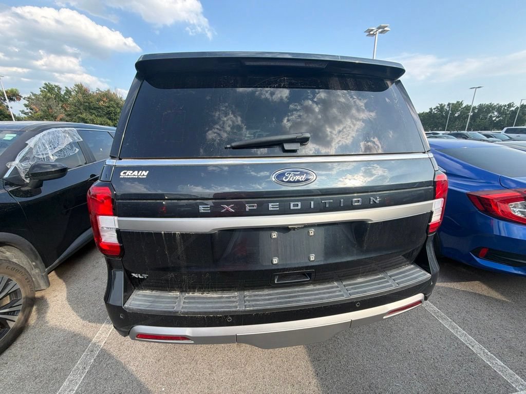 Used 2023 Ford Expedition XLT AWD/4WD image 5
