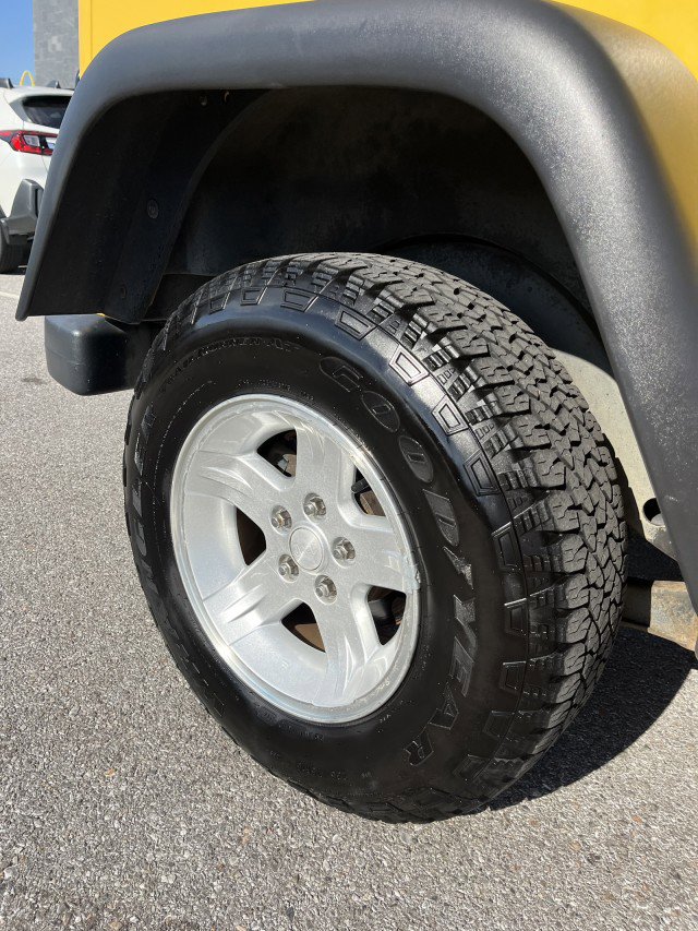 Used 2005 Jeep Wrangler Sport w/ 30" Tire & Wheel Group image 9
