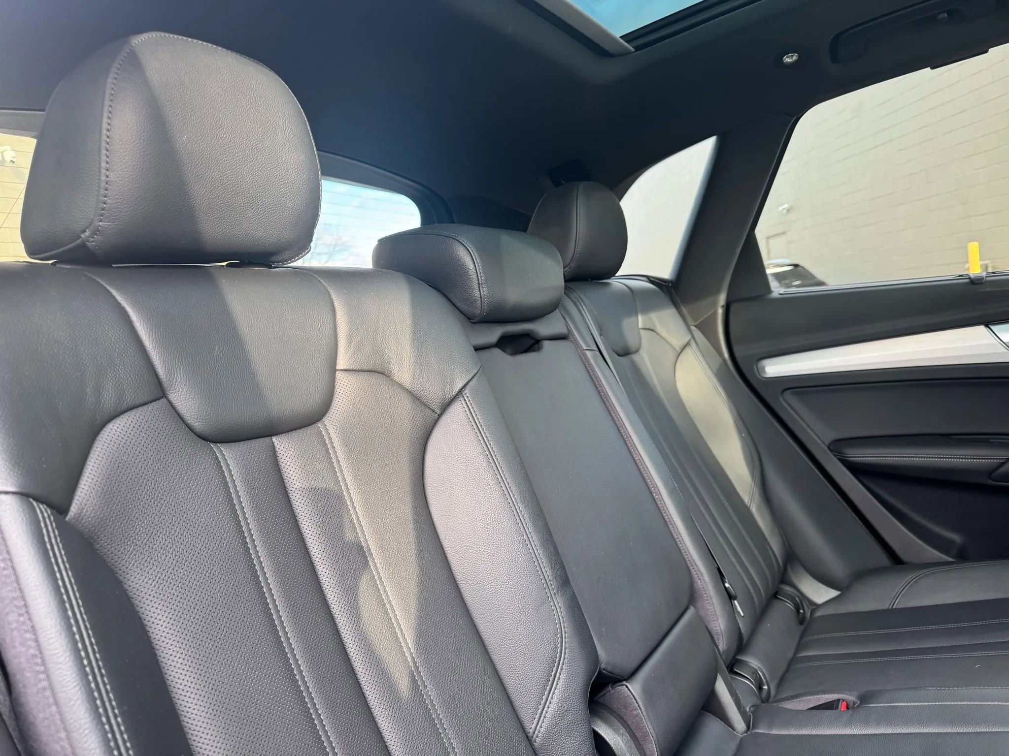 Used 2018 Audi SQ5 Premium Plus AWD/4WD image 34