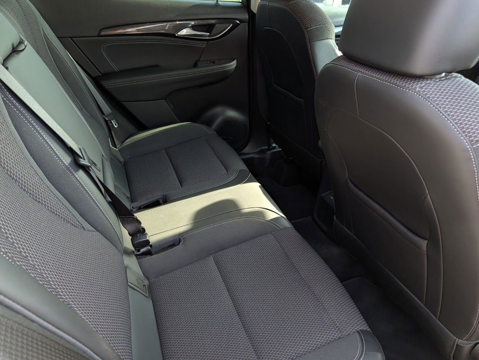 Used 2021 Buick Envision Preferred image 23