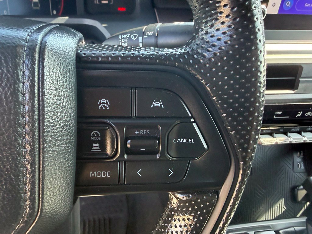 Used 2024 Toyota Tacoma SR5 AWD/4WD image 18
