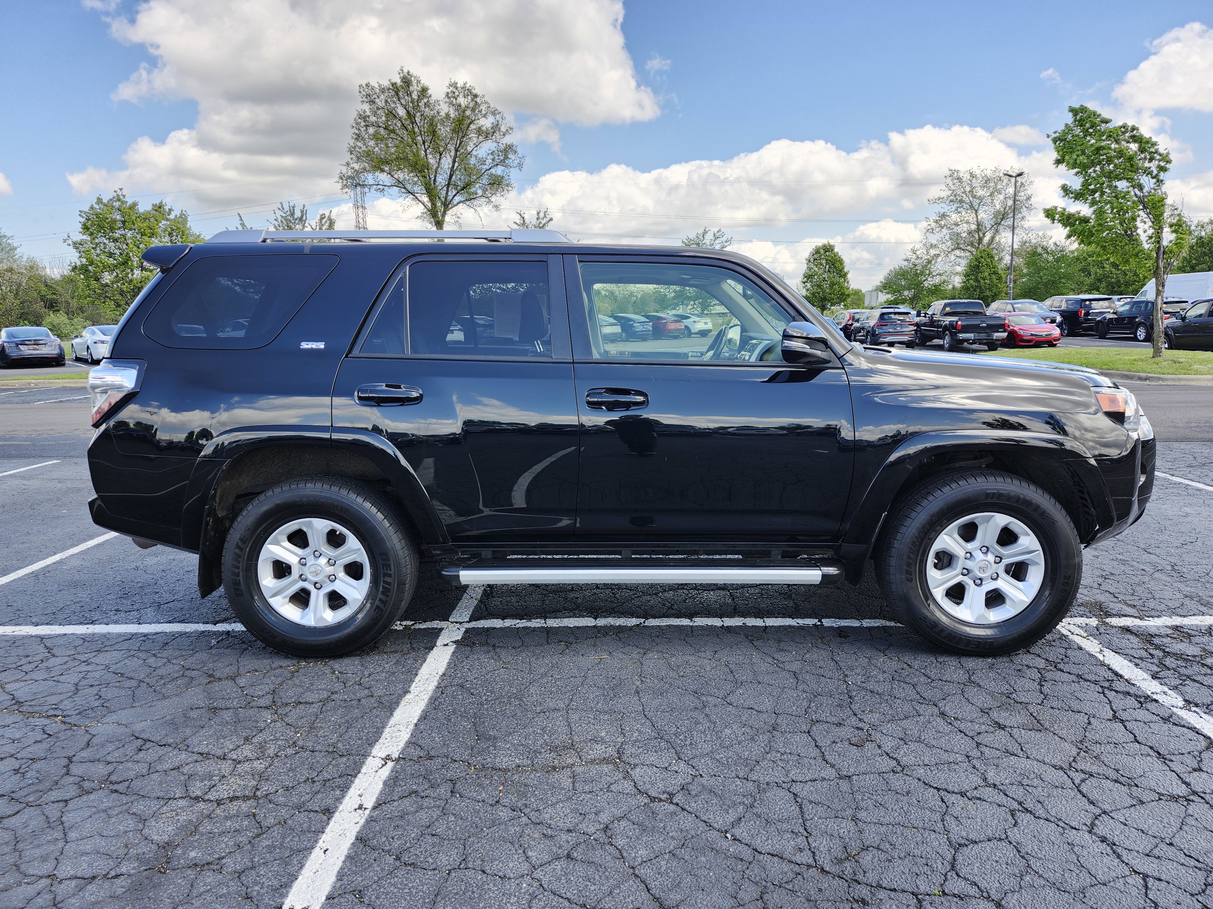 Used 2017 Toyota 4Runner SR5 Premium AWD/4WD image 17
