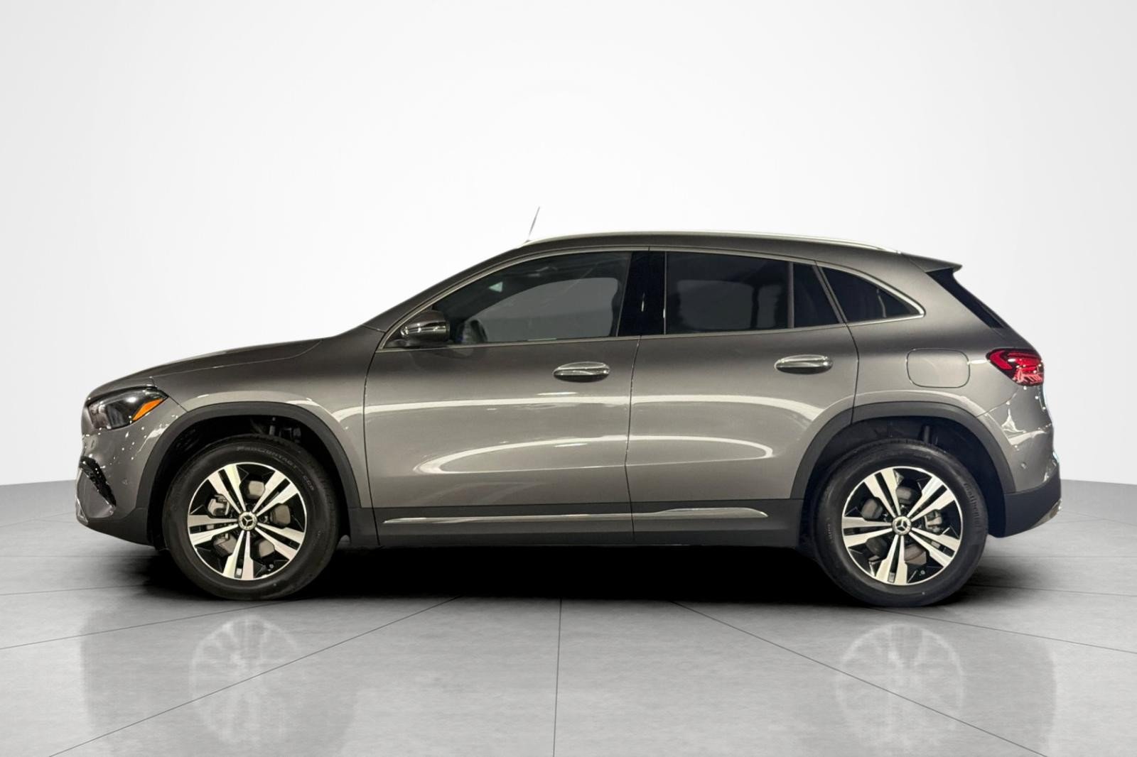 New 2026 Mercedes-Benz GLA 250 4MATIC image 2