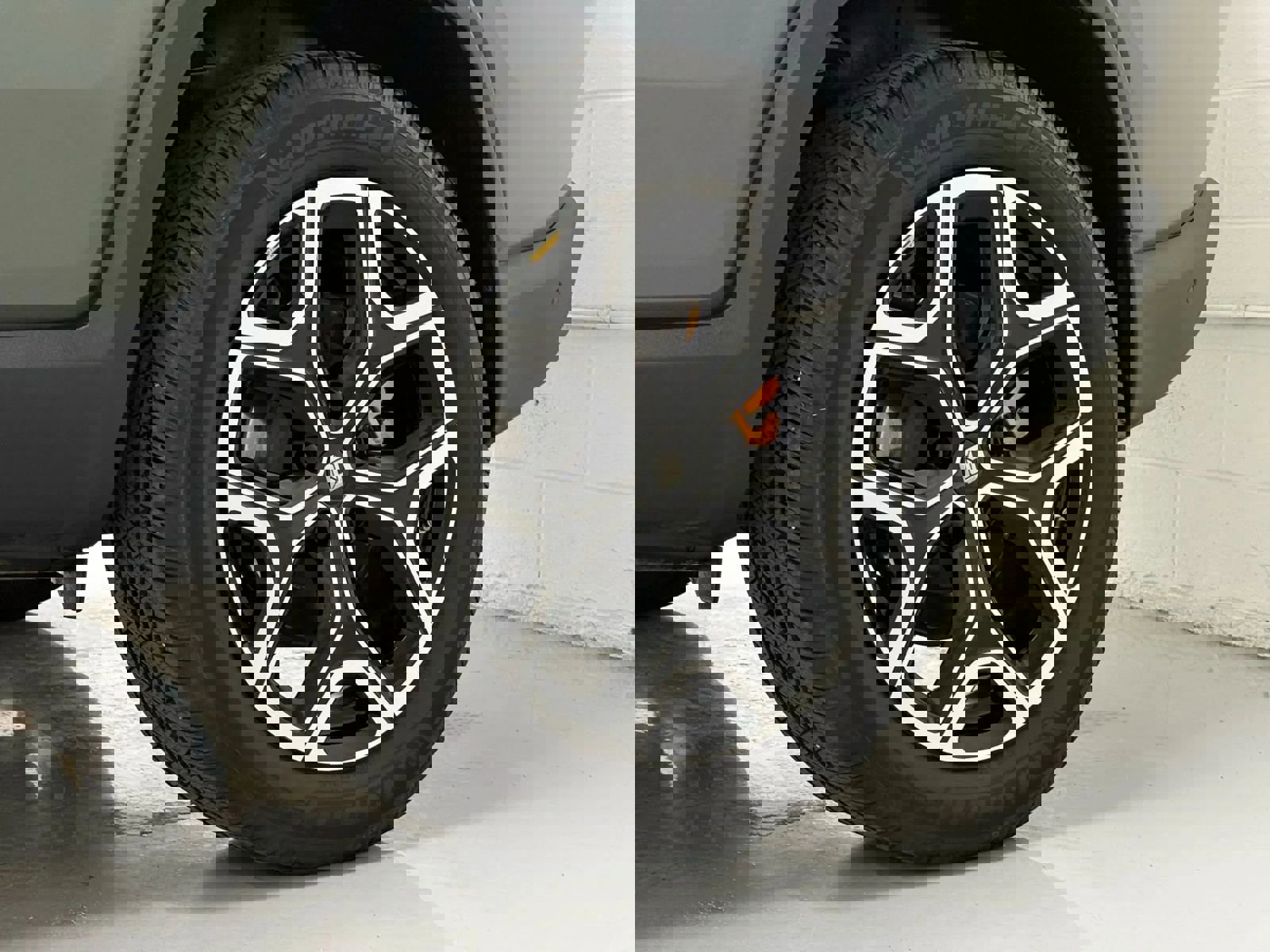 Used 2022 Rivian R1S Launch Edition image 46