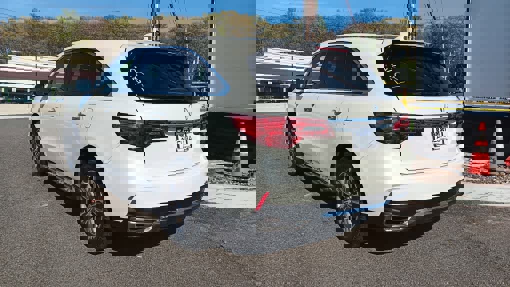 Used 2019 Acura MDX SH-AWD image 3