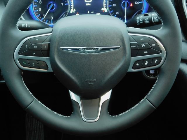 New 2026 Chrysler Voyager LX image 14