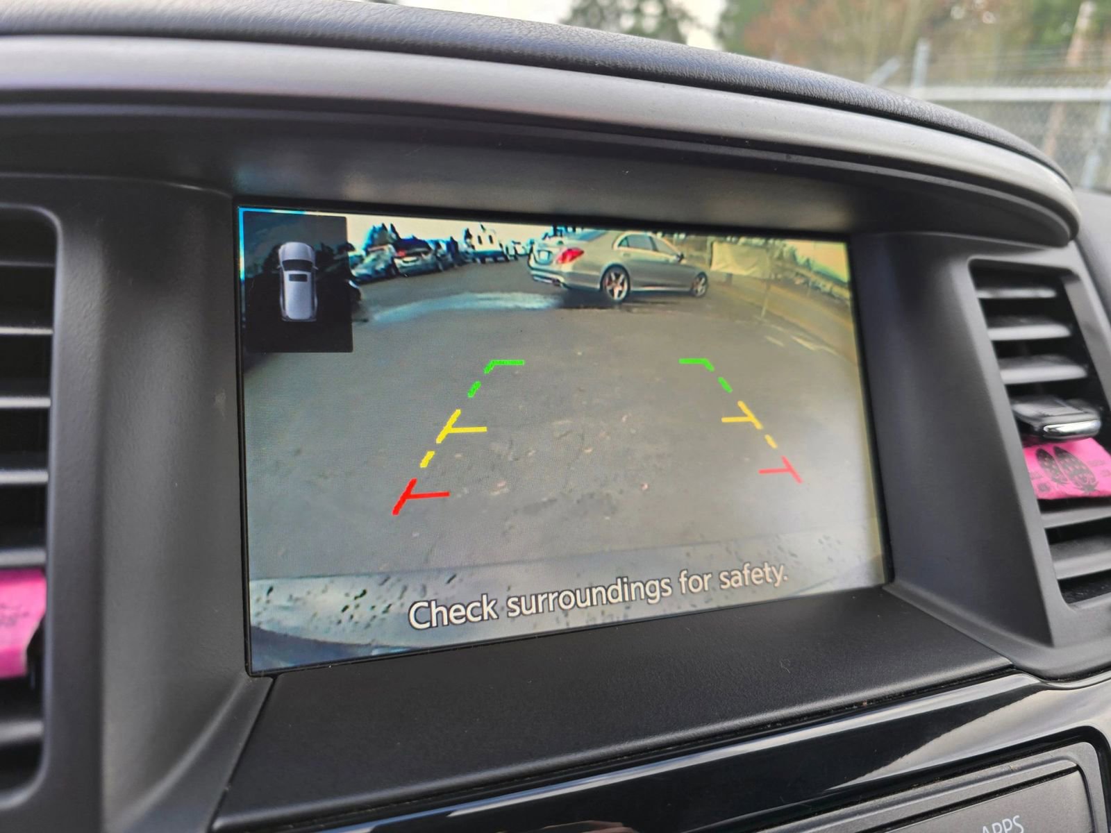 Used 2019 Nissan Pathfinder S image 33