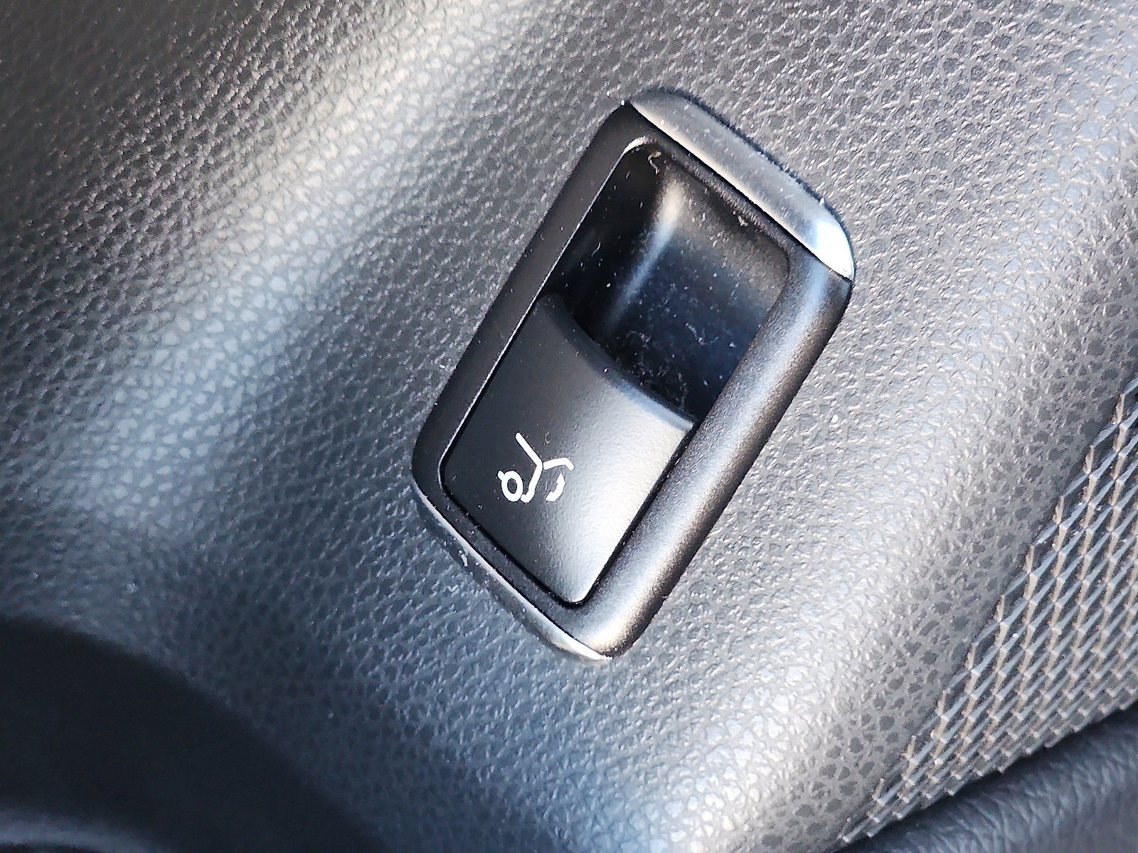 Used 2019 Mercedes-Benz GLA 250 4MATIC image 26